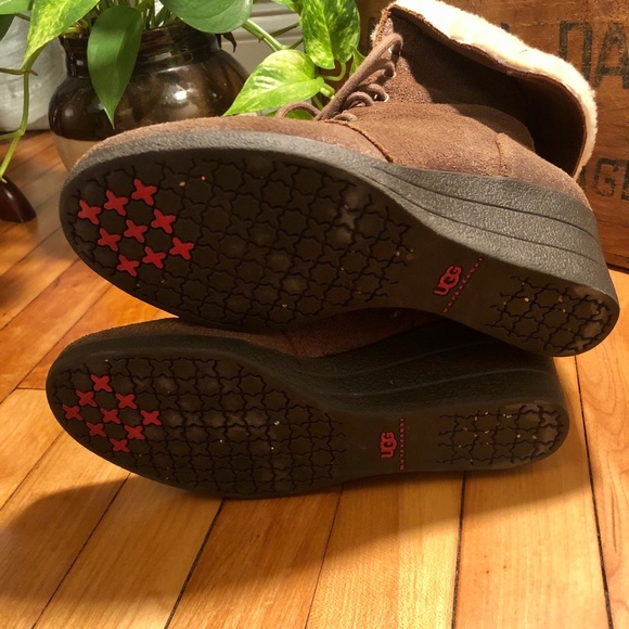 UGG Zea Waterproof Lined Wedge Shearling Boot 7 - Picture 10 of 10